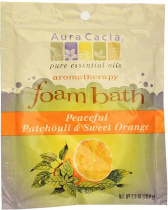 Aura Cacia, Aromatherapy Foam Bath, Peaceful Patchouli & Sweet Orange, 2.5 oz (70.9 g) ,حمام، الجمال، أملاح الاستحمام