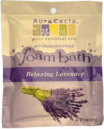 Aura Cacia, Aromatherapy Foam Bath, Relaxing Lavender, 2.5 oz (70.9 g) ,حمام، الجمال، أملاح الاستحمام