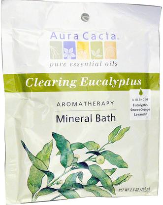 Aura Cacia, Aromatherapy Mineral Bath, Clearing Eucalyptus, 2.5 oz (70.9 g) ,حمام، الجمال، أملاح الاستحمام