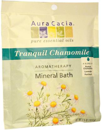 Aura Cacia, Aromatherapy Mineral Bath, Tranquil Chamomile, 2.5 oz (70.9 g) ,حمام، الجمال، أملاح الاستحمام