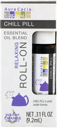 Aura Cacia, Essential Oil Blend, Relaxing Roll-On, Chill Pill.31 fl oz (9.2 ml) ,الصحة، الجلد، زيت التدليك