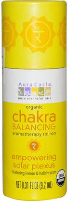 Aura Cacia, Organic Chakra Balancing Aromatherapy Roll-On, Empowering Solar Plexus, 0.31 fl oz (9.2 ml) ,حمام، الجمال، بخاخ العطر