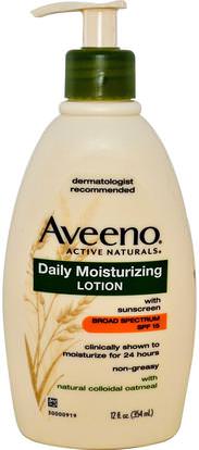 Aveeno, Active Naturals, Daily Moisturizing Lotion with Sunscreen, SPF 15, 12 fl oz (354 ml) ,حمام، الجمال، واقي من الشمس، سف 05-25، الجسم