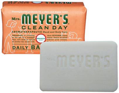 Mrs. Meyers Clean Day, Daily Bar Soap, Geranium Scent, 5.3 oz (150 g) ,حمام، الجمال، الصابون