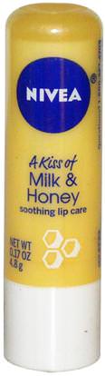 Nivea, A Kiss of Milk & Honey, Soothing Lip Care, 0.17 oz (4.8 g) ,حمام، الجمال، العناية الشفاه، بلسم الشفاه