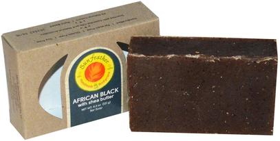 Sunfeather Soaps, African Black Soap Bar, 4.3 oz (121 g) ,حمام، الجمال، الصابون، الصابون الأسود
