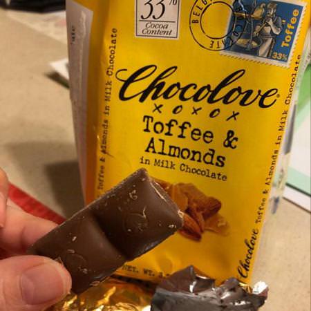 Chocolove, Toffee & Almonds in Milk Chocolate, 3.2 oz (90 g)