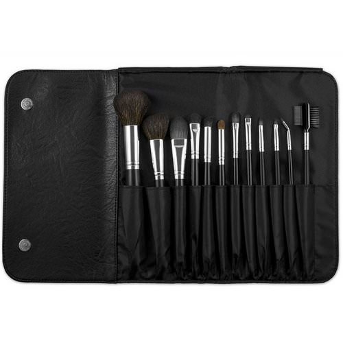 Coastal Scents, 12 Piece Brush Set with Carrying Case, 12 Cosmetic Brushes فوائد