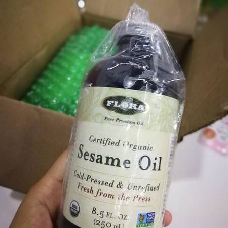 Flora Sesame Oil - زيت السمسم ,الخل ,الزي,ت