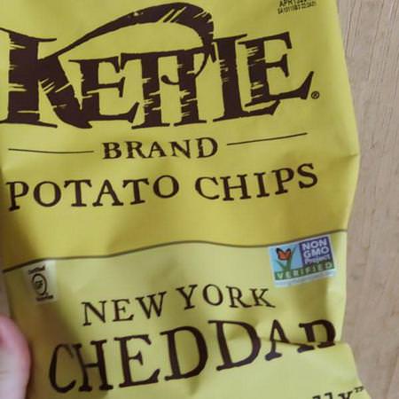 Kettle Foods, Potato Chips, New York Cheddar, 5 oz (142 g)