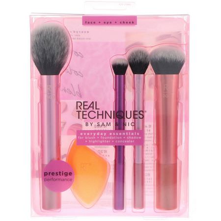 Real Techniques by Samantha Chapman, Everyday Essentials, For Blush + Foundation + Shadow + Highlighter + Concealer, 5 Pieces:فرش المكياج, الجمال