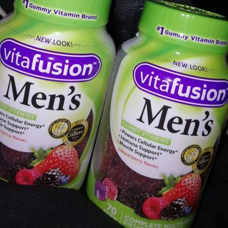 VitaFusion, Men's Complete Multivitamin, Natural Berry Flavors, 70 Gummies